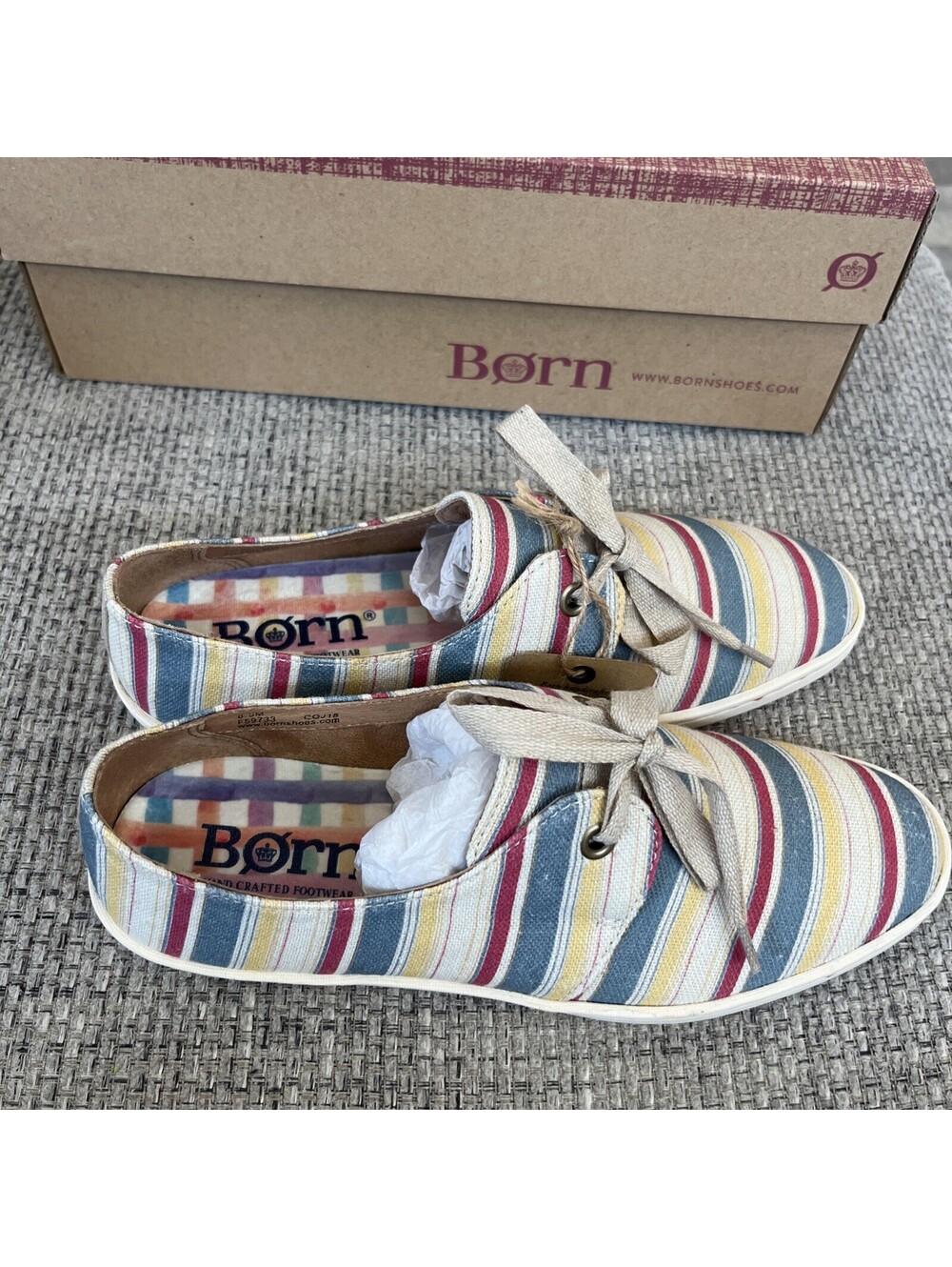 Born Datil Sneaker Women 6.5 Multicolor New Striped Canvas Casual Shoes